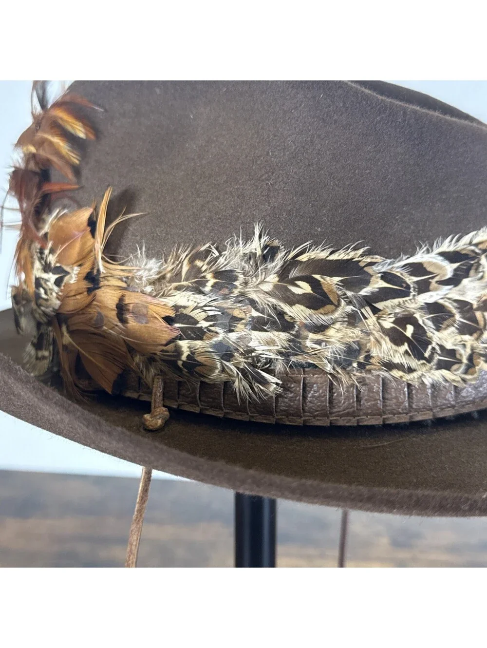 Vintage Stetson 3X Beaver Western Cowboy Hat Size 7 1978 Feather Band Brown EUC